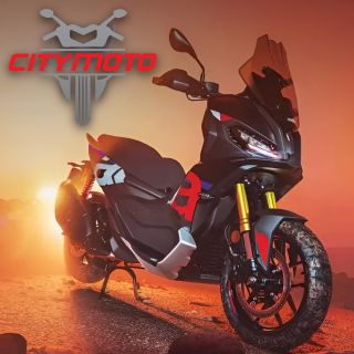 Aprilia SR GT 400 je oficiálně oznámená! 💥 My už cítíme benzín ve vzduchu, i když ještě není ani skladem. 😎 Chceš být mezi...